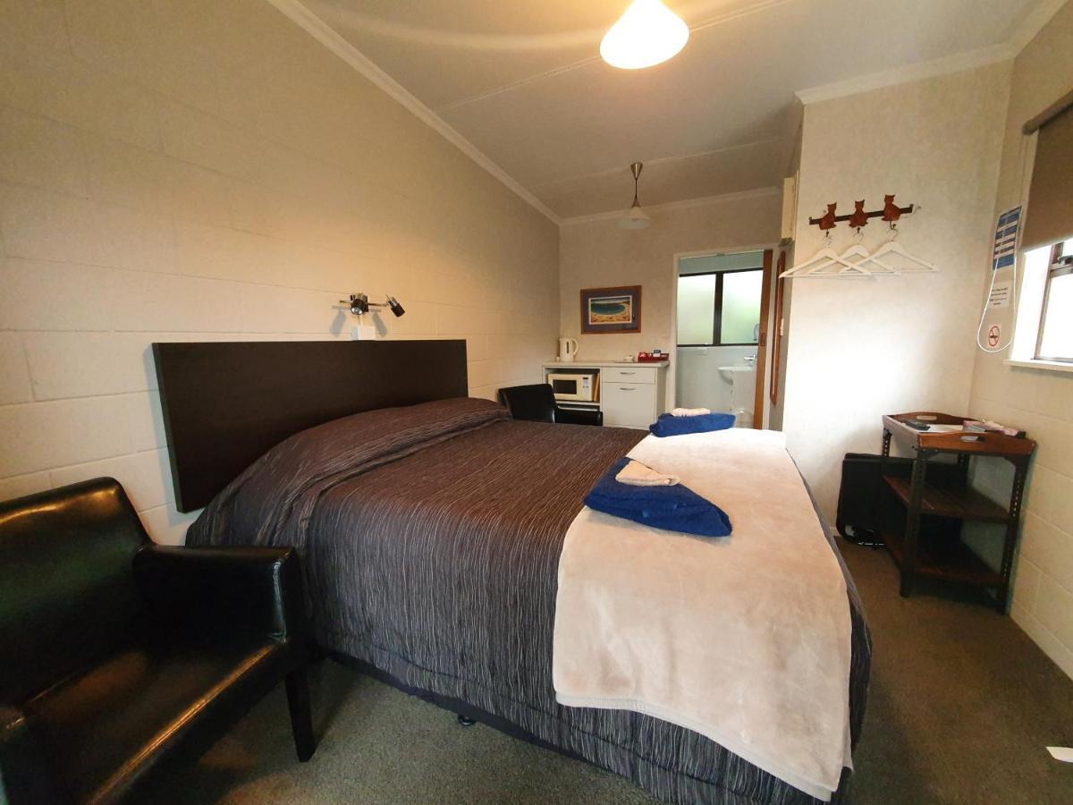 Matador Motel Carterton Экстерьер фото