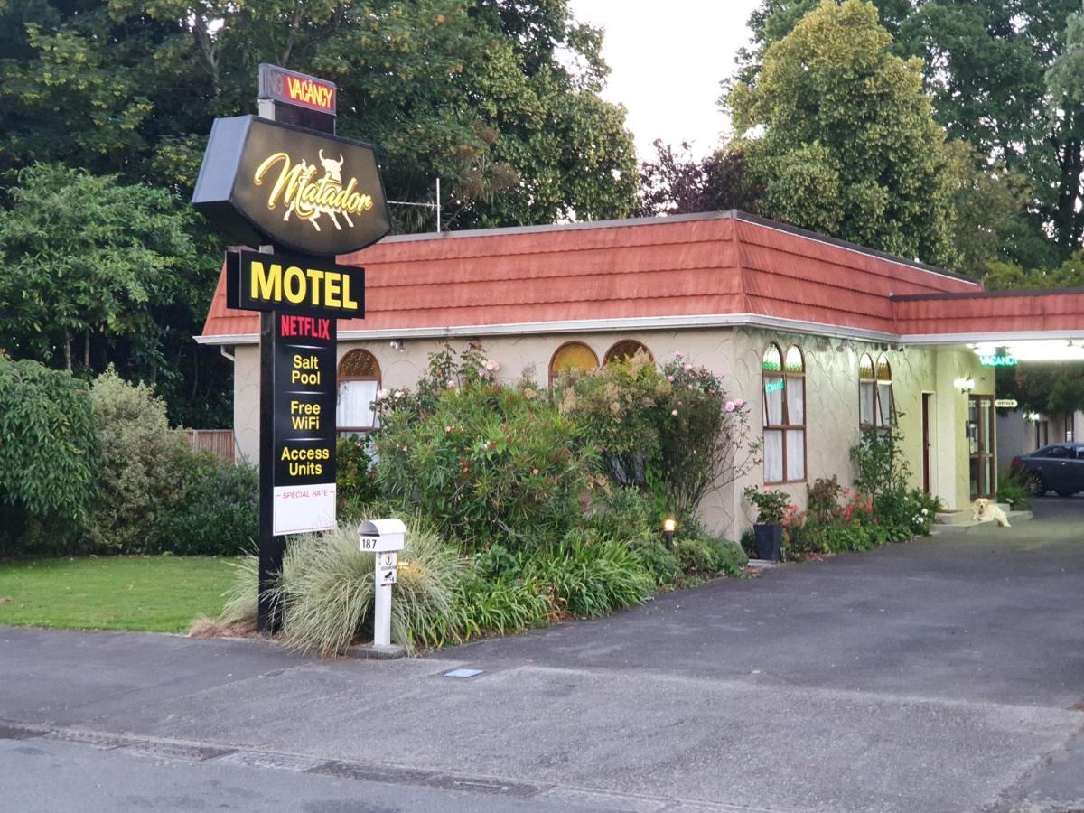 Matador Motel Carterton Экстерьер фото