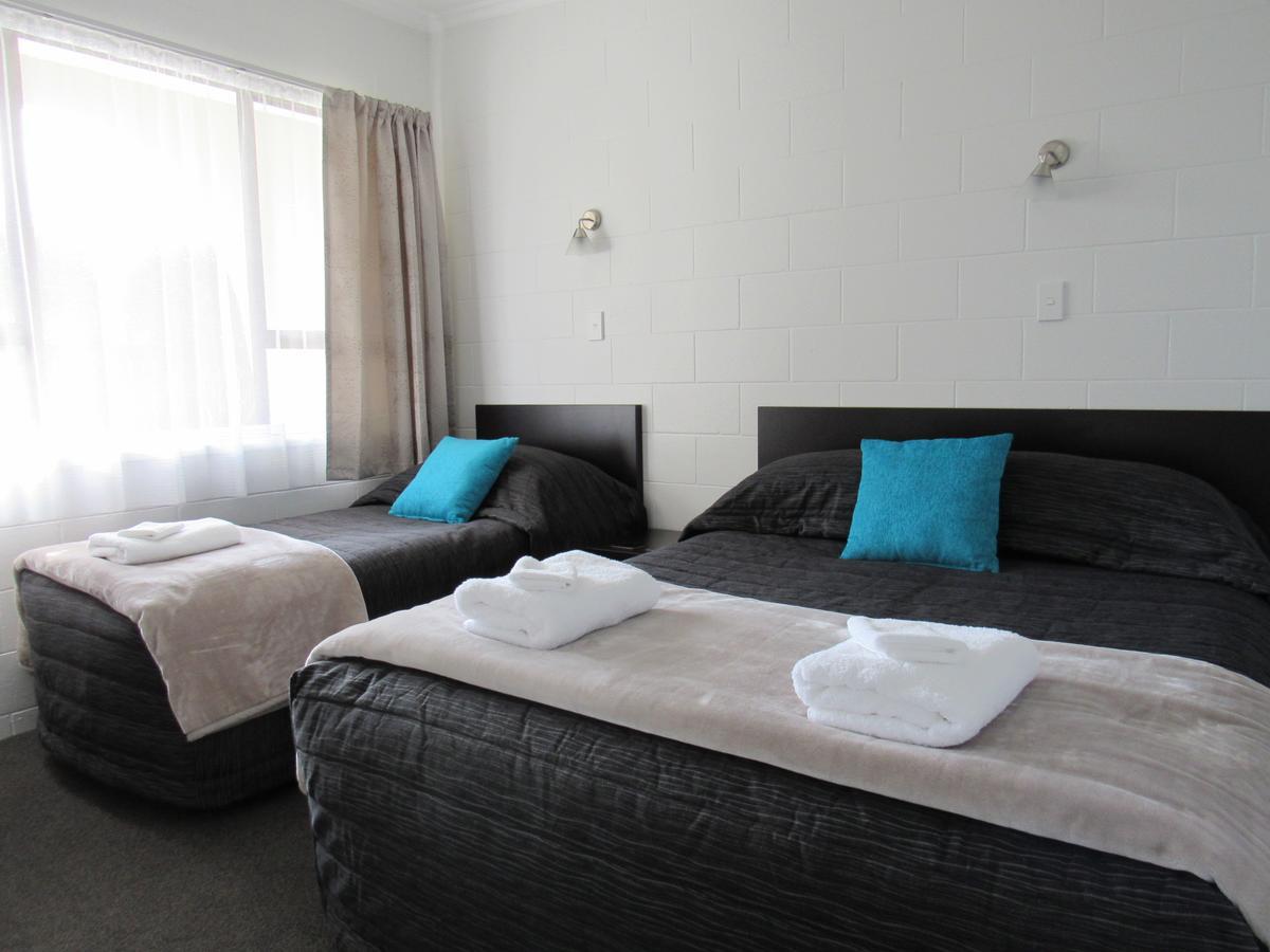 Matador Motel Carterton Экстерьер фото