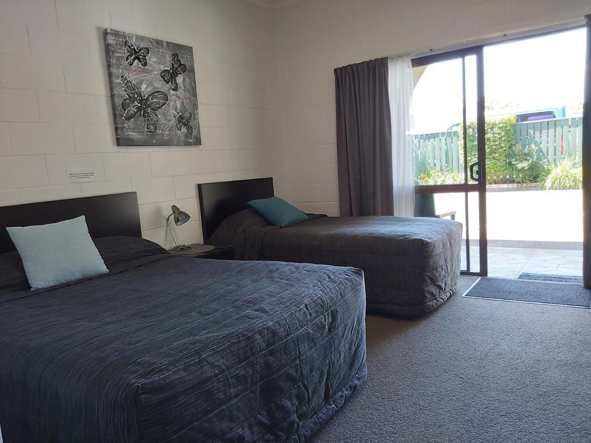 Matador Motel Carterton Экстерьер фото